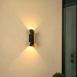 Two-Sided Outdoor Lamp - Electrica Center